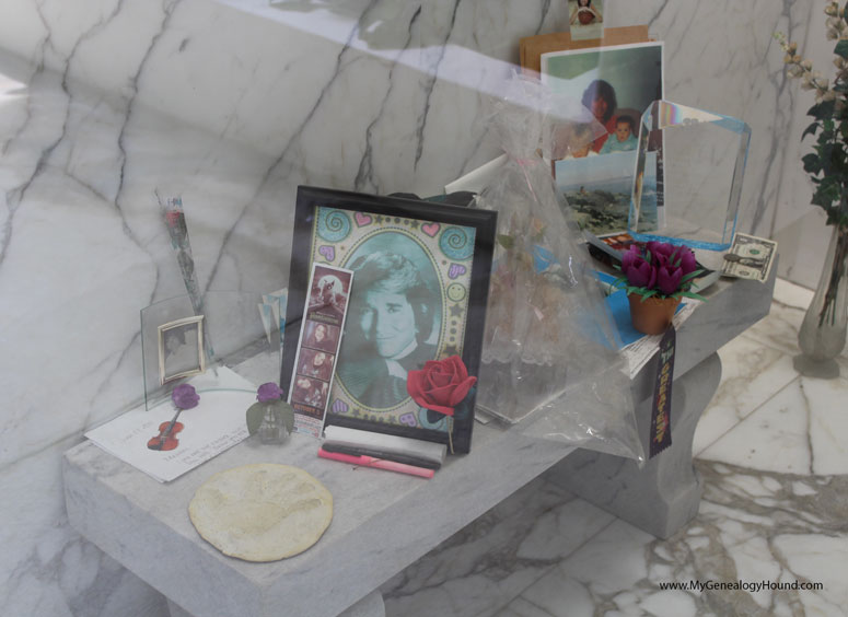 Michael Landon, family momentoes in grave, crypt, or tomb, Hillside Memorial Park, Culver City, California, photo