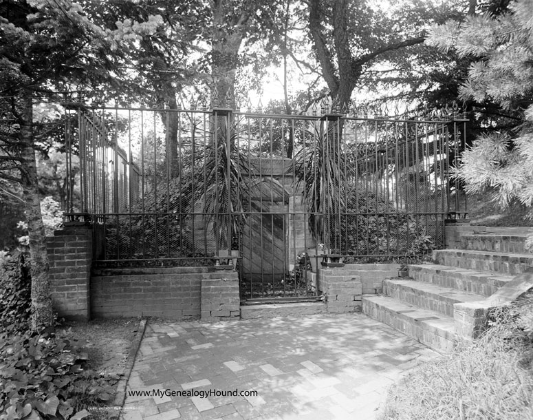 Original George Washington family burial vault. Mount Vernon, Virginia, historic photo