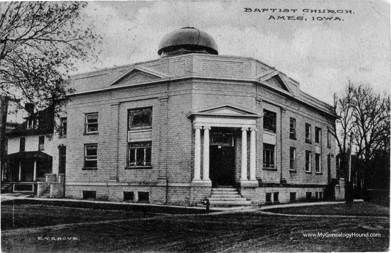Ames, Iowa, Baptist Church, vintage postcard photo
